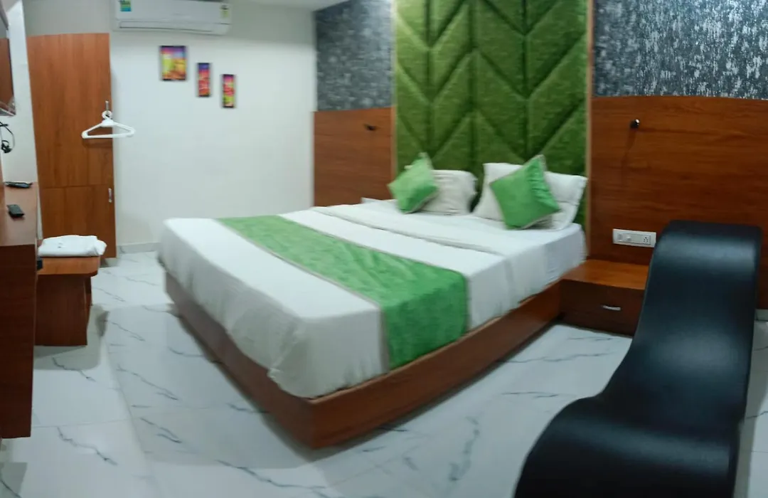 Hotel Lemon Gandhinagar-1