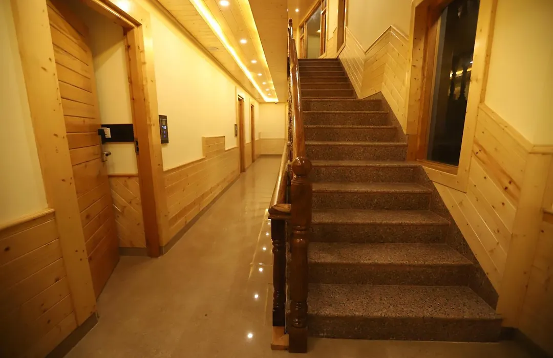 Calux Golden Woods Manali-1