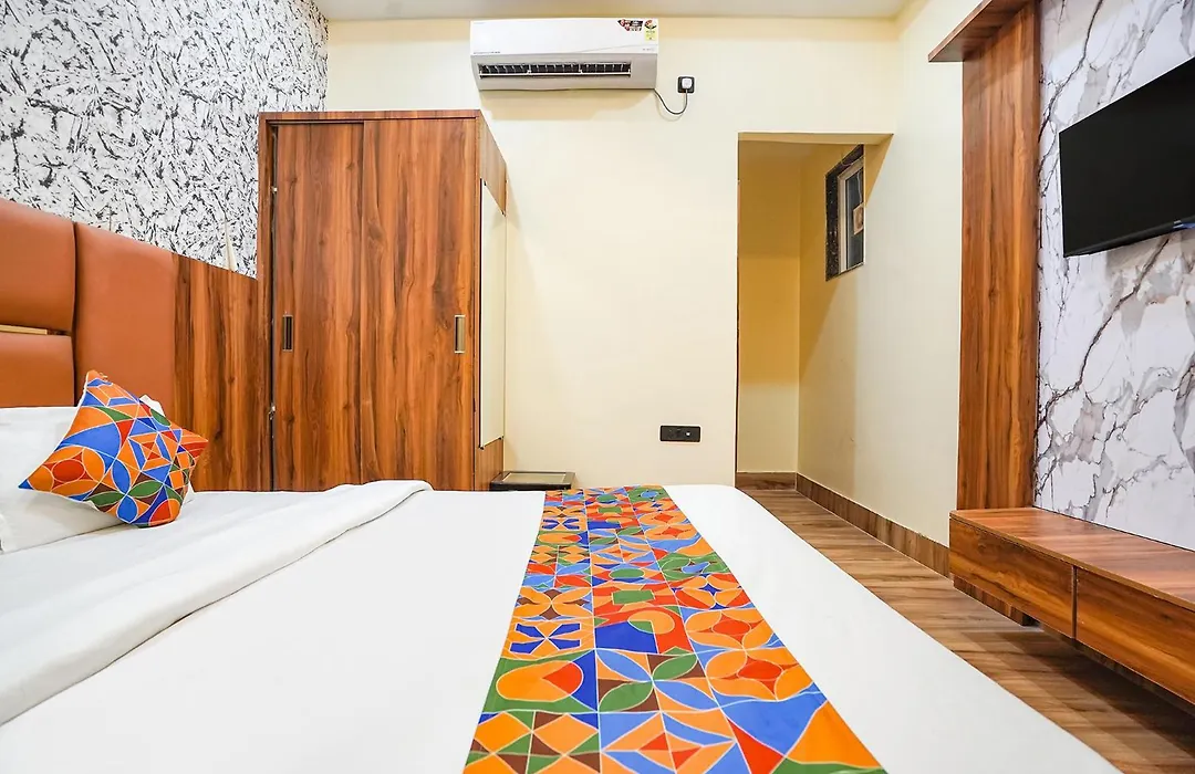 Fabhotel The Vrindavan Inn-1