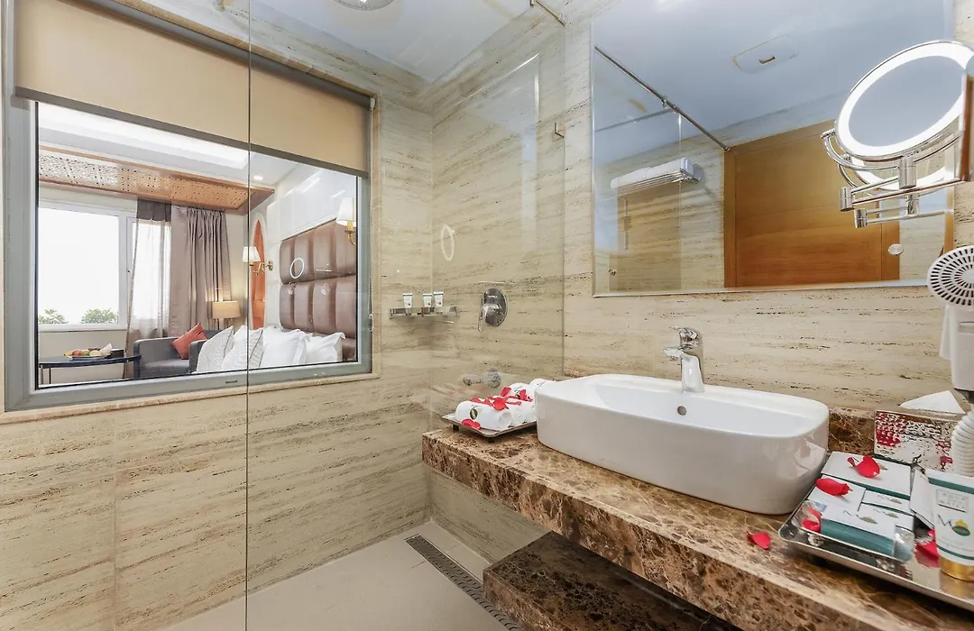 Hotel Meerz-1