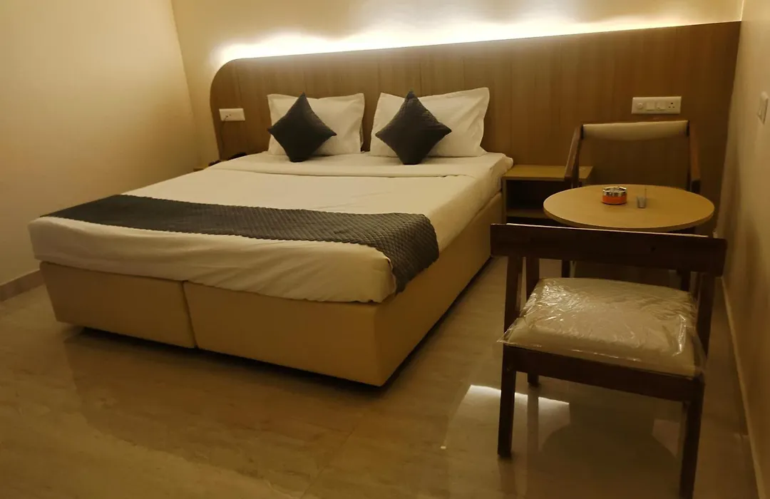 Hotel Meridian Blue-1