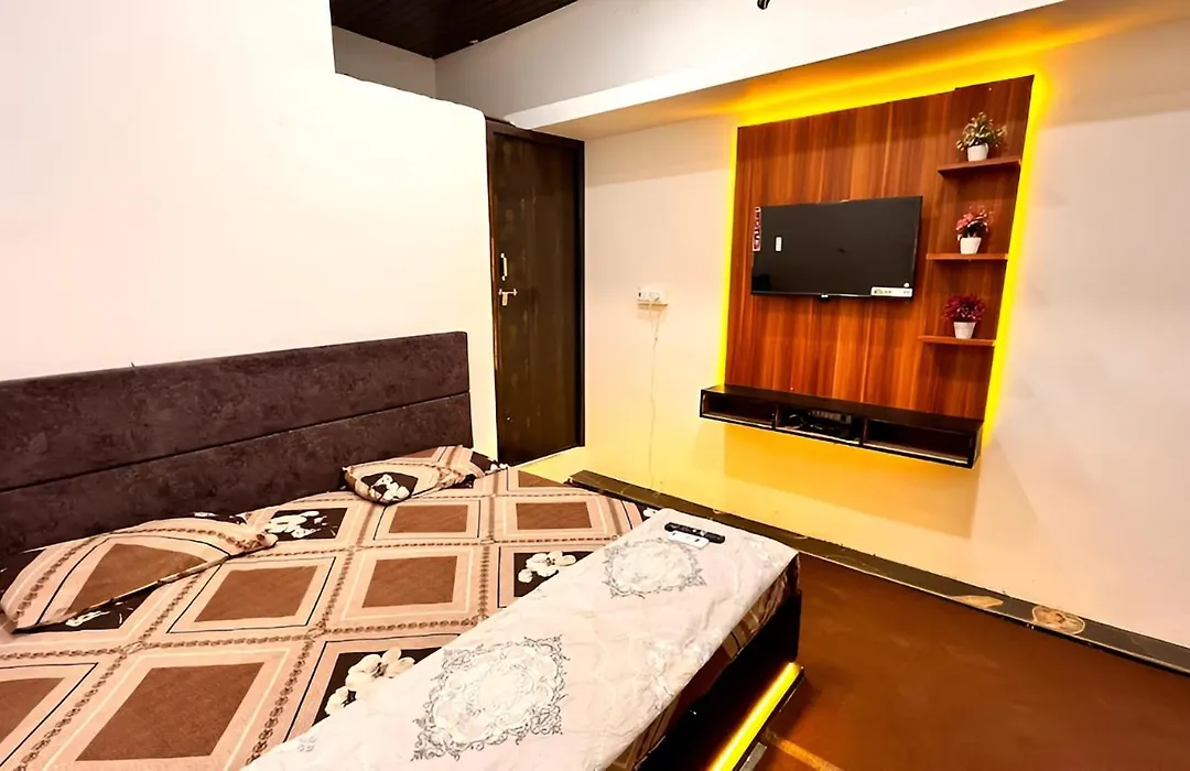 Pallav Guest House-1