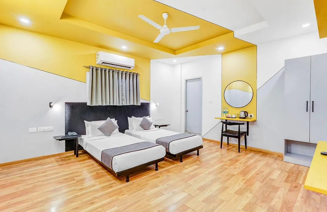 Upar Hotels Nungambakkam Nearby Us Consulate Apollo Hospital Sankara Nethralaya-1