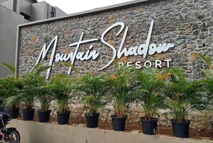 Mountain Shadow Resort-1
