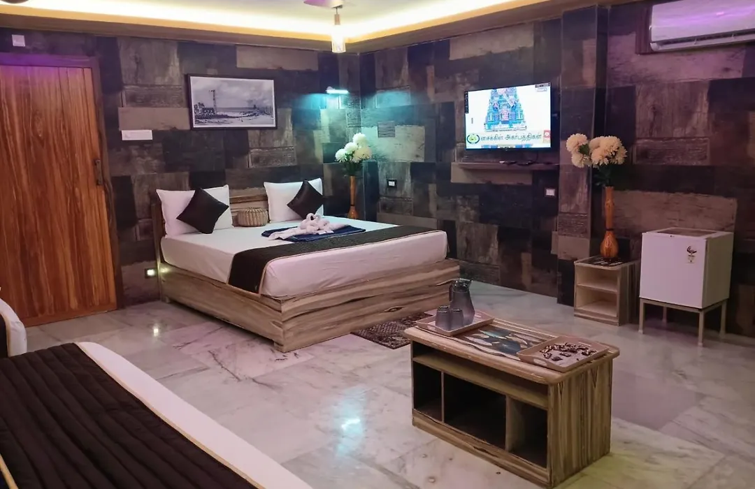 Hotel Ganesh Palace-1