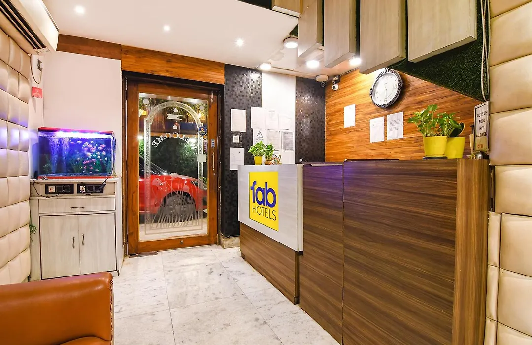 Fabhotel Marina-1