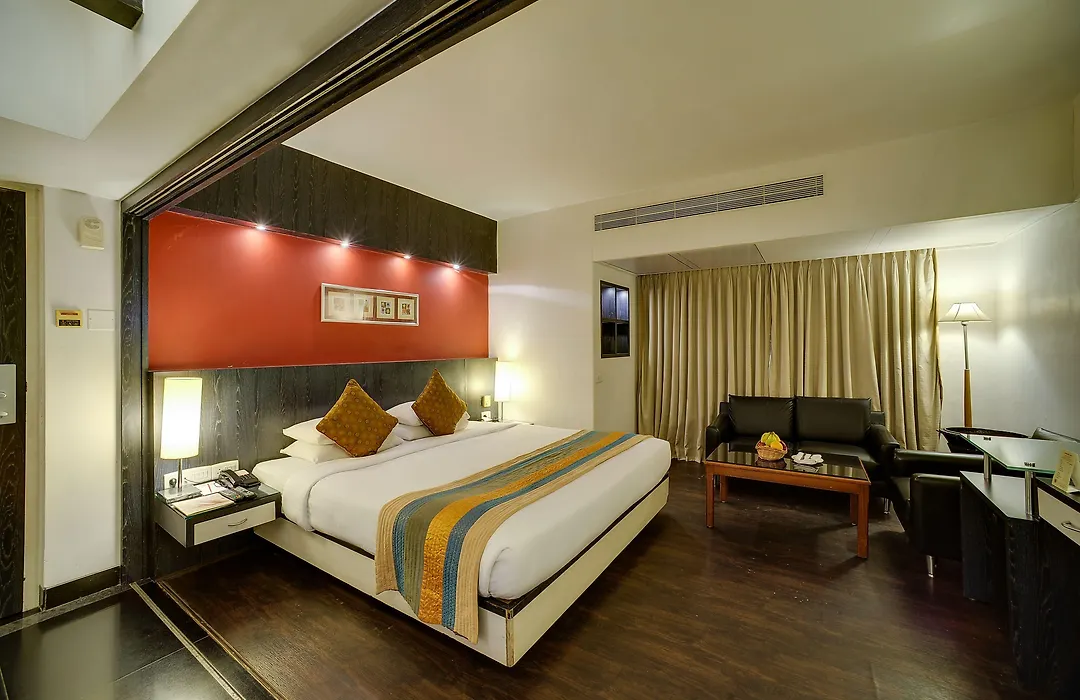 Ramee Guestline Hotel Khar-1
