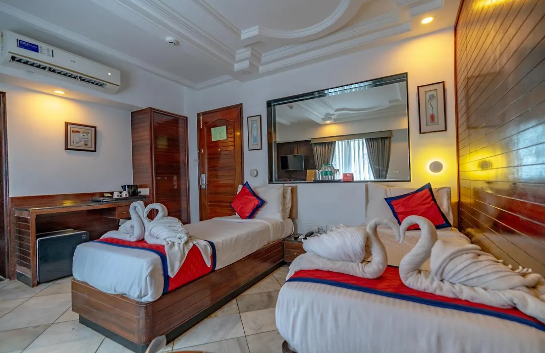 Hotel Kk By Spree Rajkot - Pure Veg-1