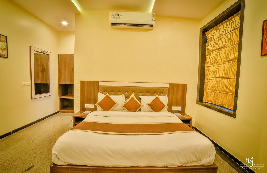 Hotel Royal View-1