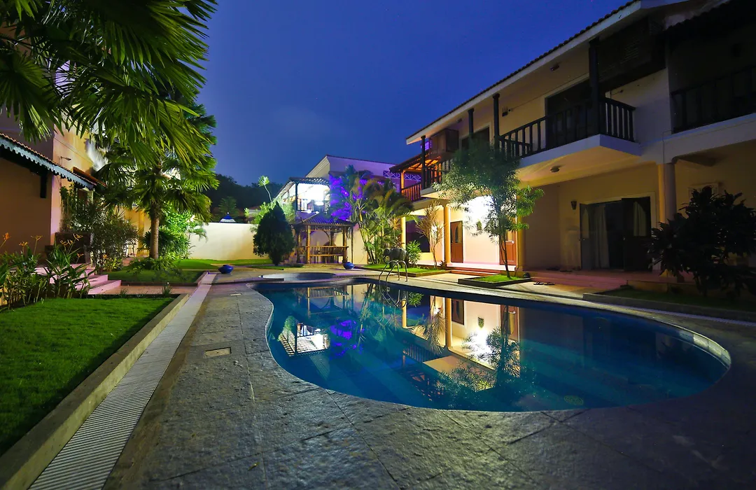 Amour Resort-1
