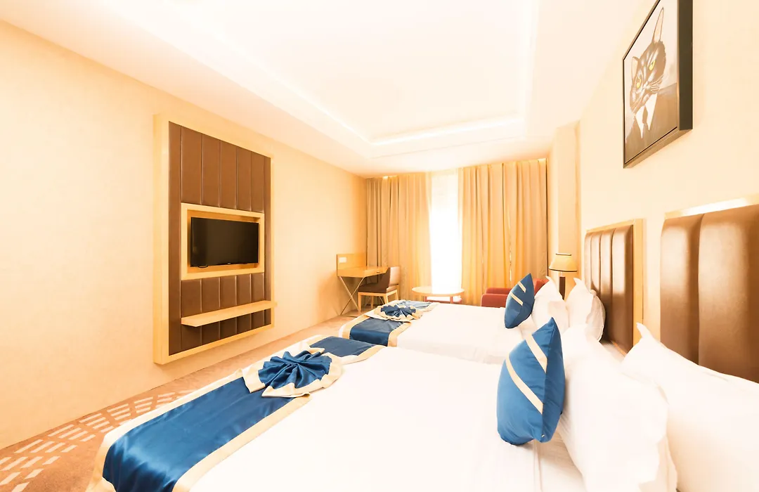 Hotel D'Corbiz-1