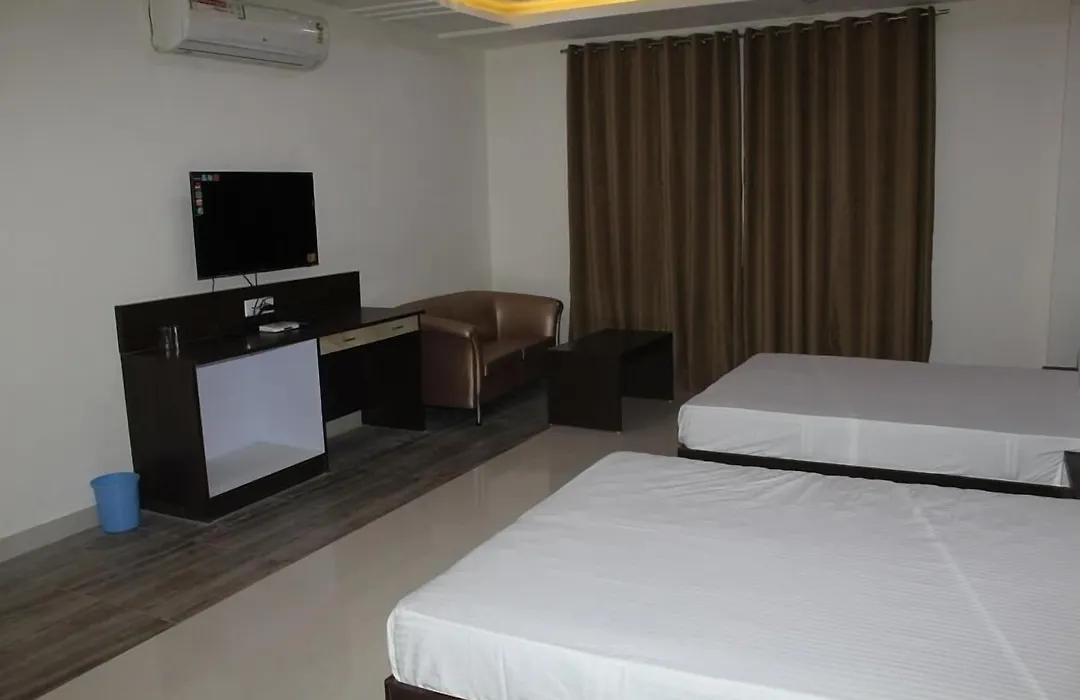Hotel Celebration-1