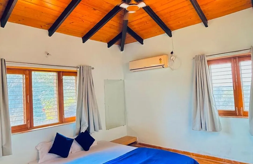Eze Nof - A Hilltop Villa With 360º Water View-1