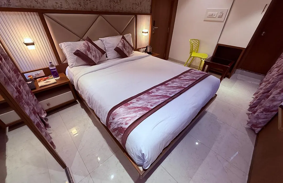 Hotel Pearl Residency Thane-1