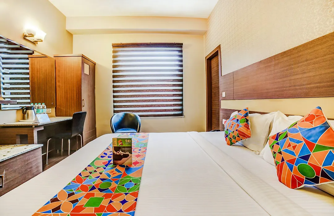 Fabhotel Aqua-1