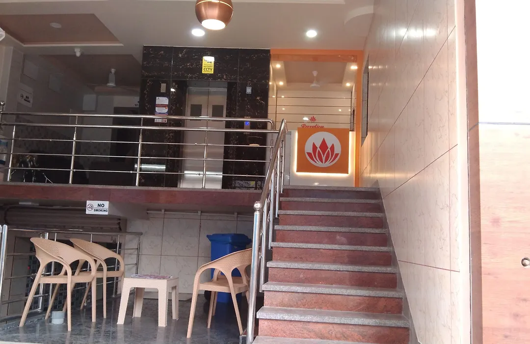 Hotel Grand Stay-1