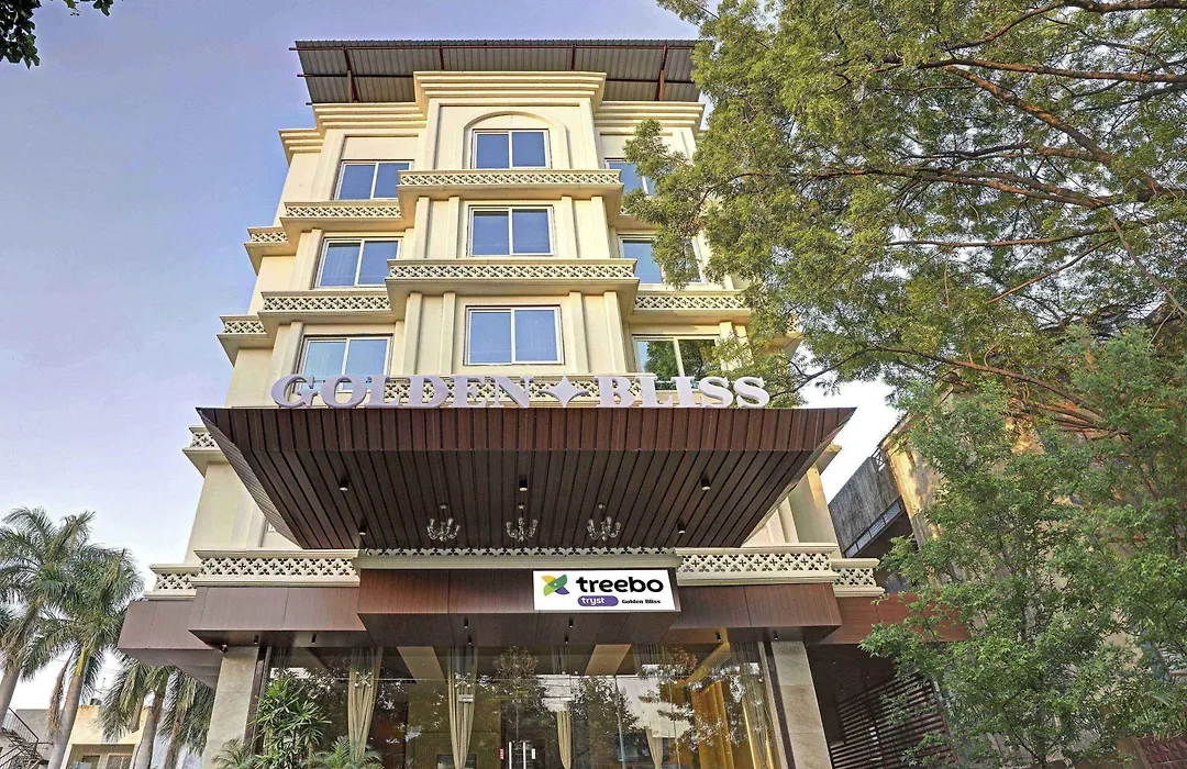 Treebo Premium Golden Bliss Trimurti Nagar Square-1