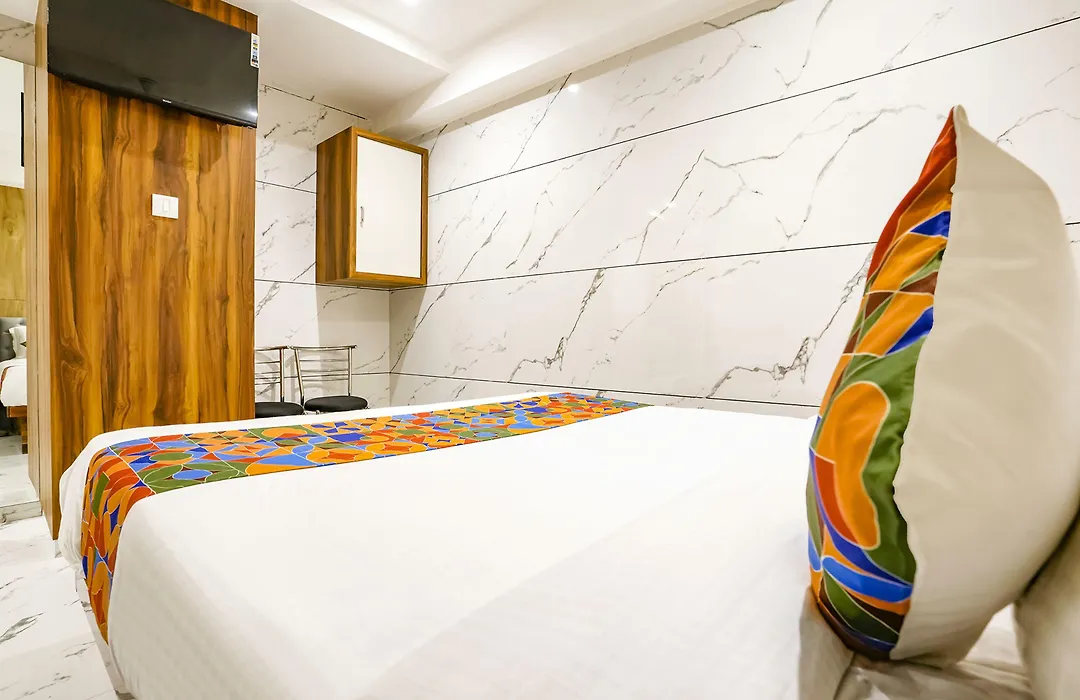 Fabhotel Shubham Inn-1