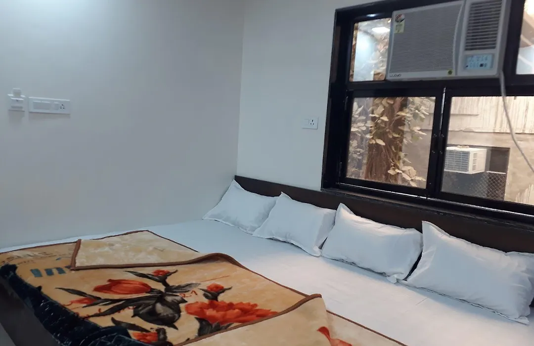 Hotel Arzoo Palace-1