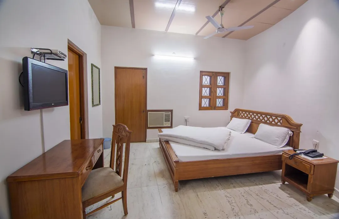 Hotel Bhakti Dhama-1