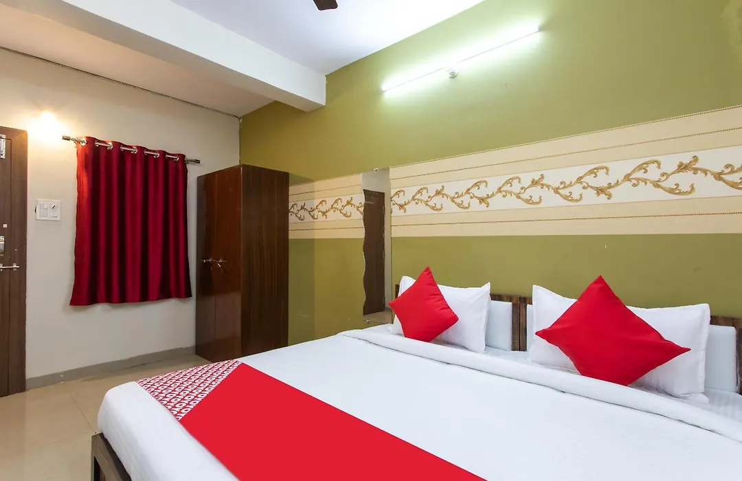 Hotel O Apple Tree-1