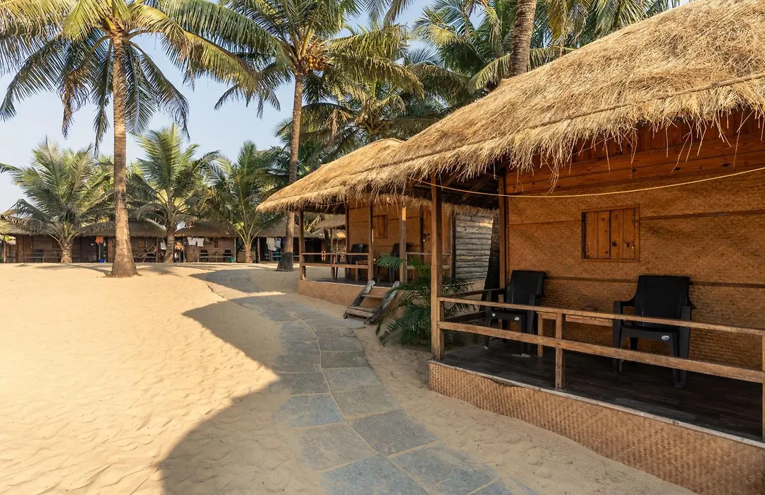 Blue Corner Beach Huts & Restaurant-1