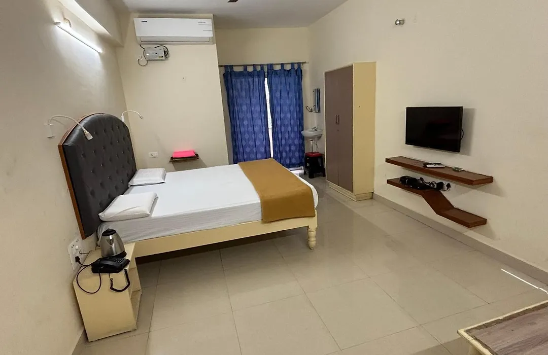 Srinivasa Hotel-1