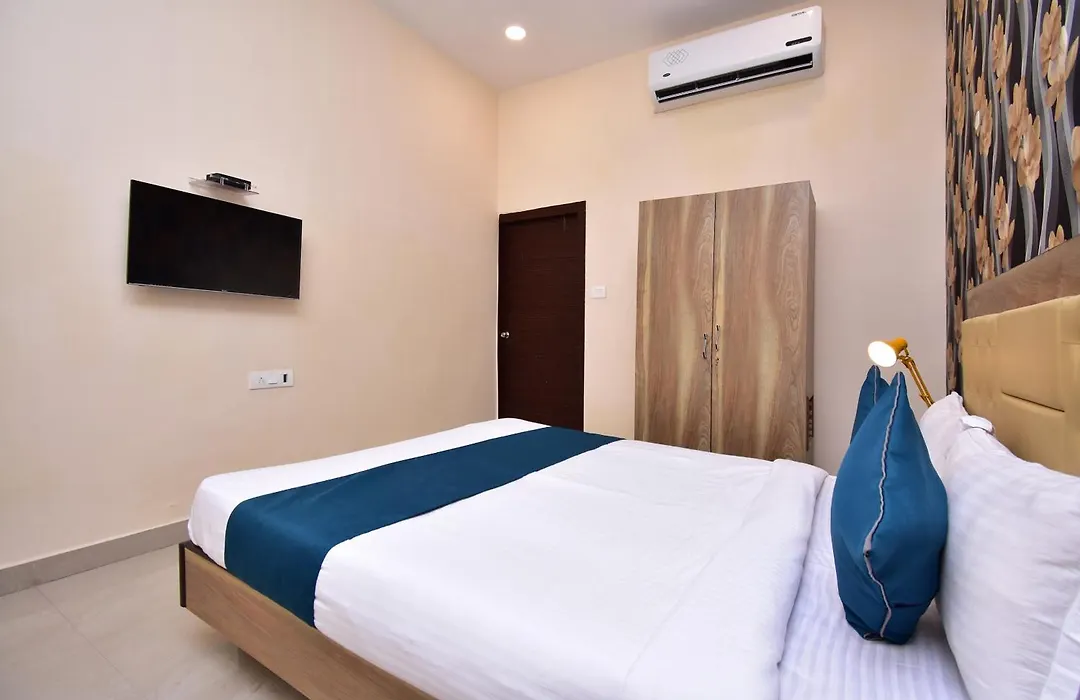 Hotel O Stay Hub Park Street-1
