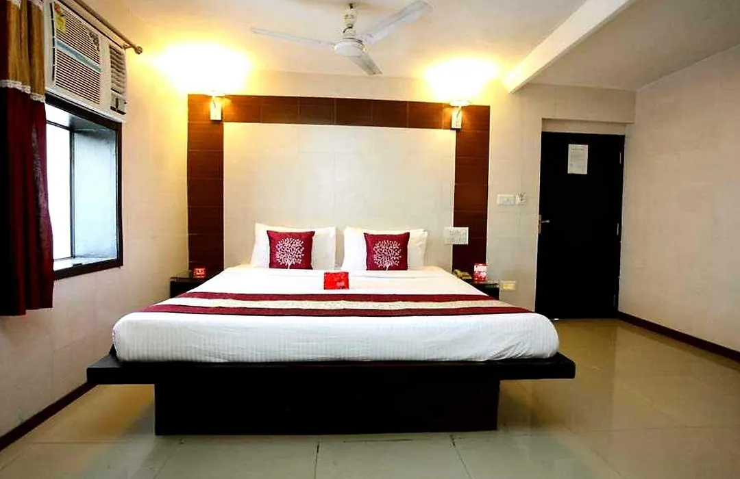 Collection O Hotel Krishana Stays-1