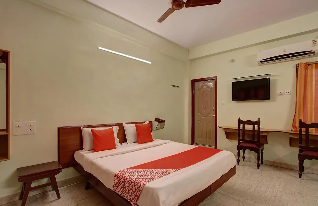 Hotel O Radhakrishna-1