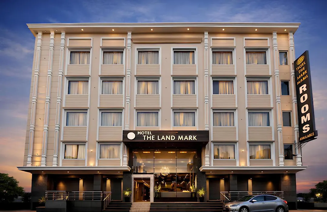 Hotel Landmark Near Golden Temple-1