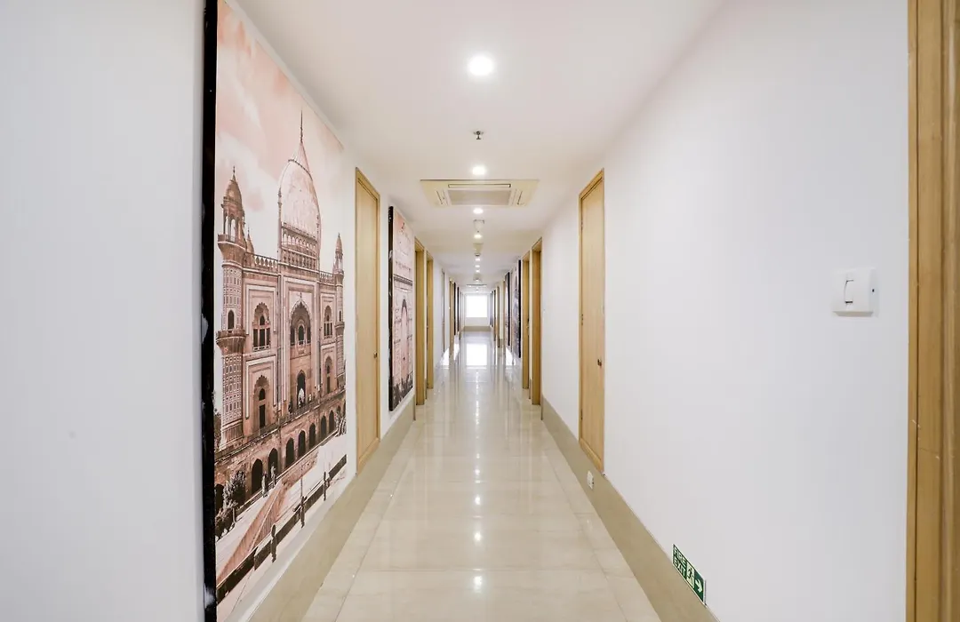 Lemon Tree Hotel, Sector 60, Gurugram-1