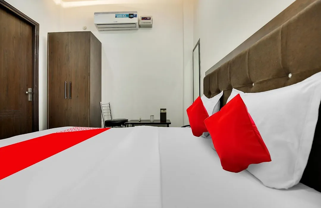 Hotel O King Star Residency-1