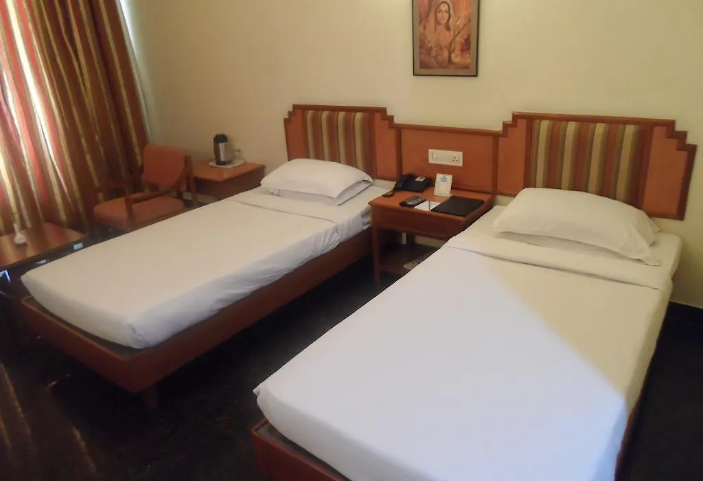 Hotel Pearl Regency-1