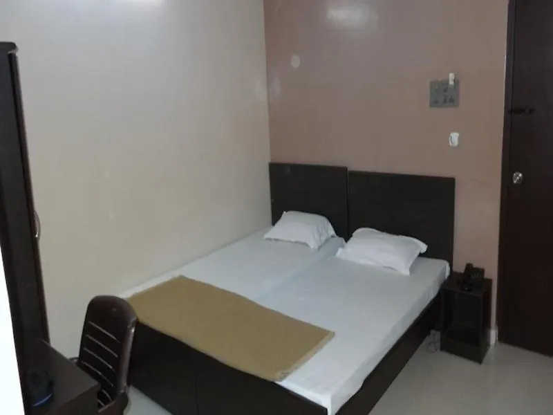 Dwaraka Inn-1