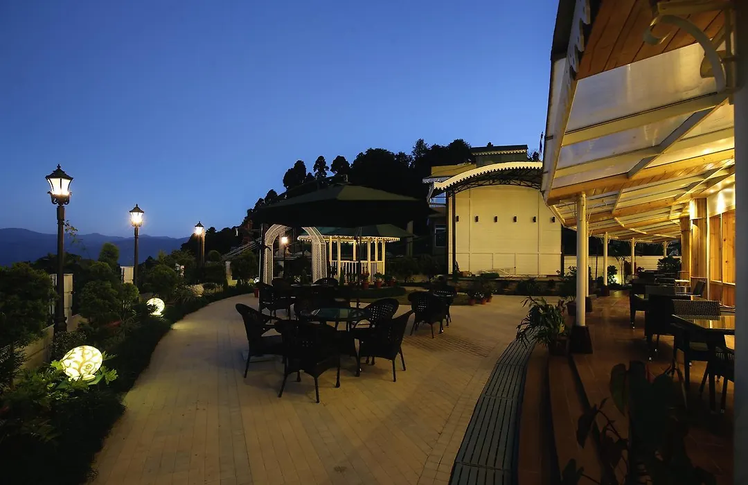 Crescent Resort, Darjeeling-1