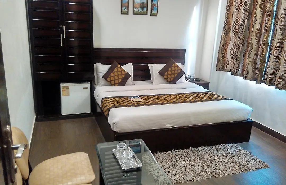 Hotel New Walnut Castle-1