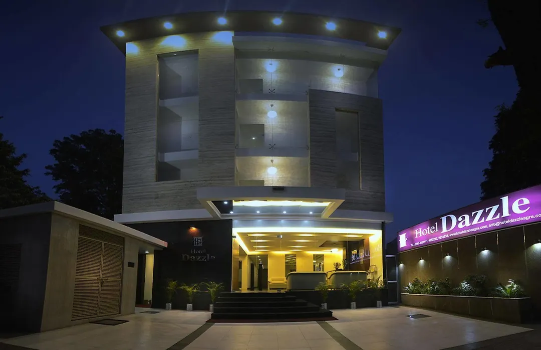 Hotel Dazzle-1
