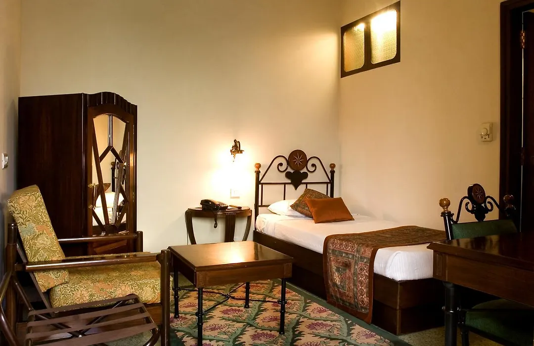 Hotel Broadway Delhi-1
