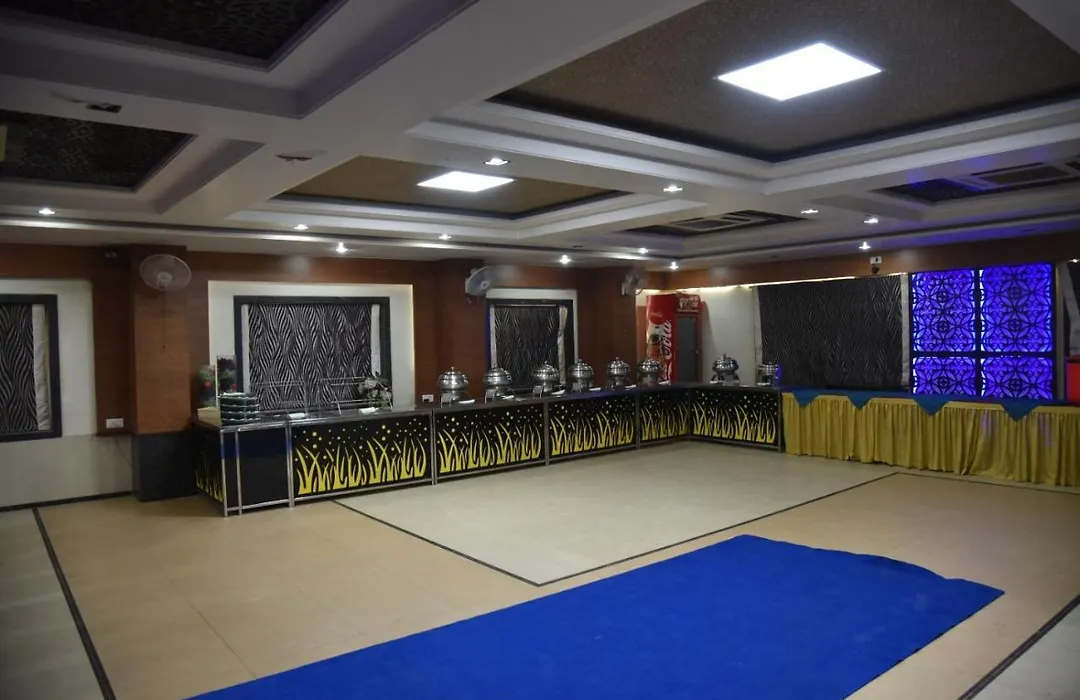 Hotel Simran Pride, Raipur-1