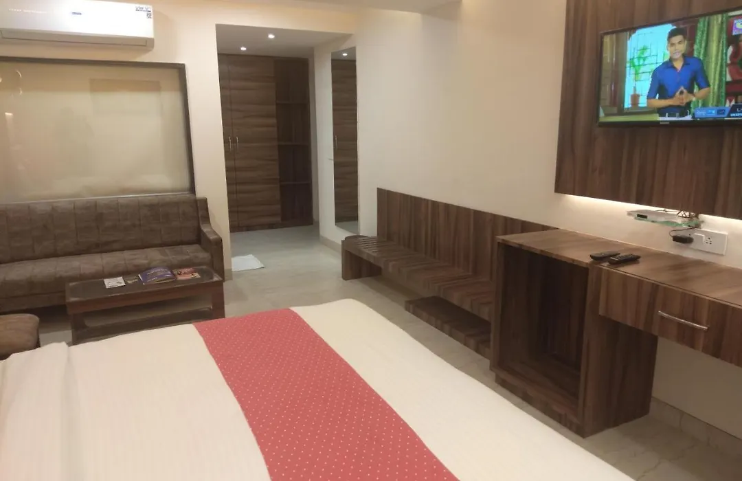 Hotel Moti Palace-1