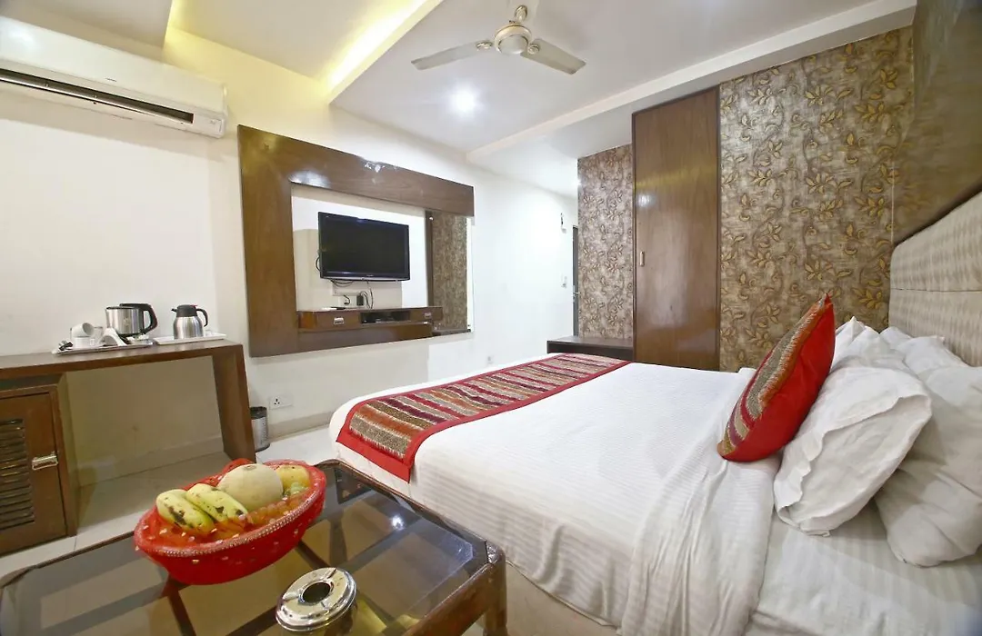 Hotel Diamond Plaza-1