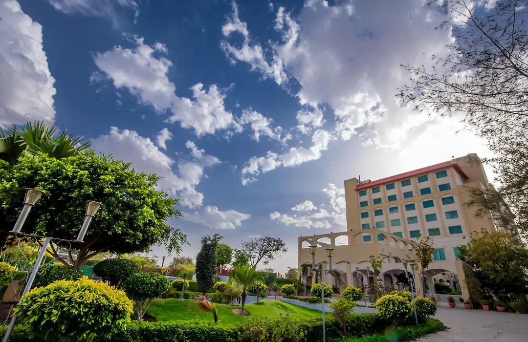 Ramada By Wyndham Jaipur Jaisinghpura-1