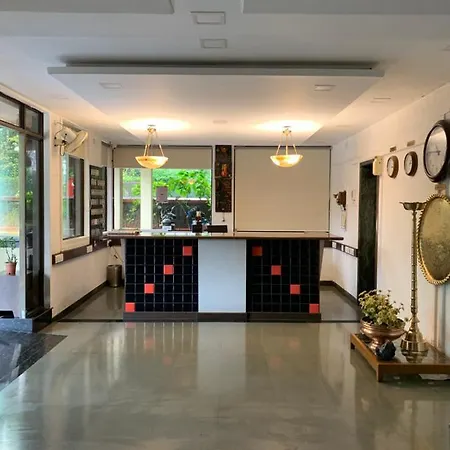Honeybee Resort-2