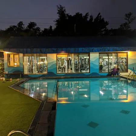 Honeybee Resort-3