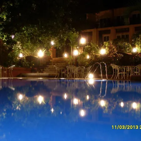 Hotel Lake View Mahabaleshwar-3