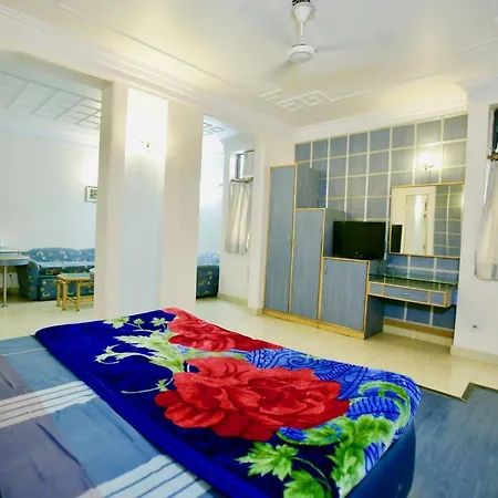 Hotel Madonna-2