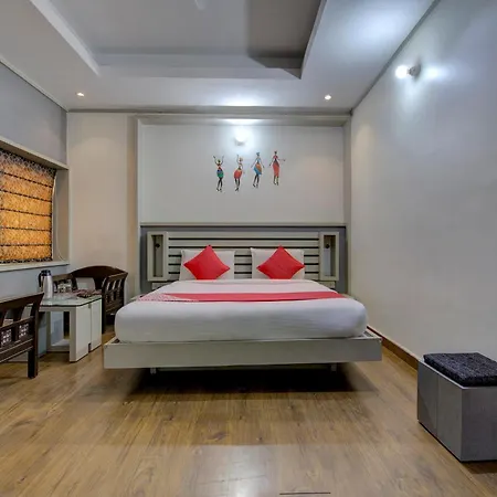 Oyo 1545 Hotel Shivani International-2