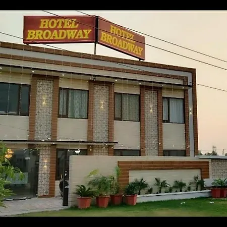Hotel Broadway-2
