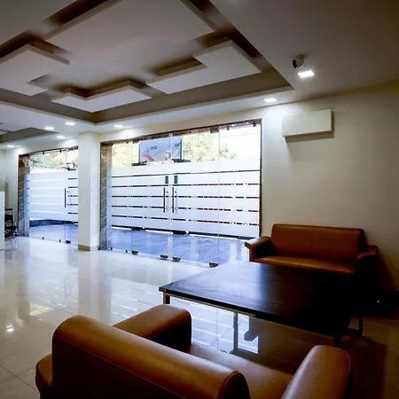The Palms Inn I Near Medanta Medicity I Sec-38-3